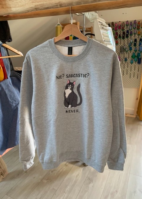 Bluza - Me sarcastic?/ Crewneck - Me sarcastic? Never. Bluza - Me sarcastic?/ Crewneck - Me sarcastic? Never.
